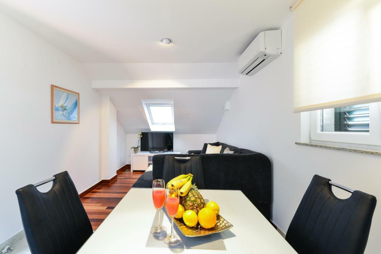 Apartment Lily Zadar Exterior foto